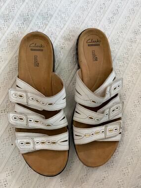 Clarks Collection White Leather Triple Strap Slide Sandals Cushion Soft 11